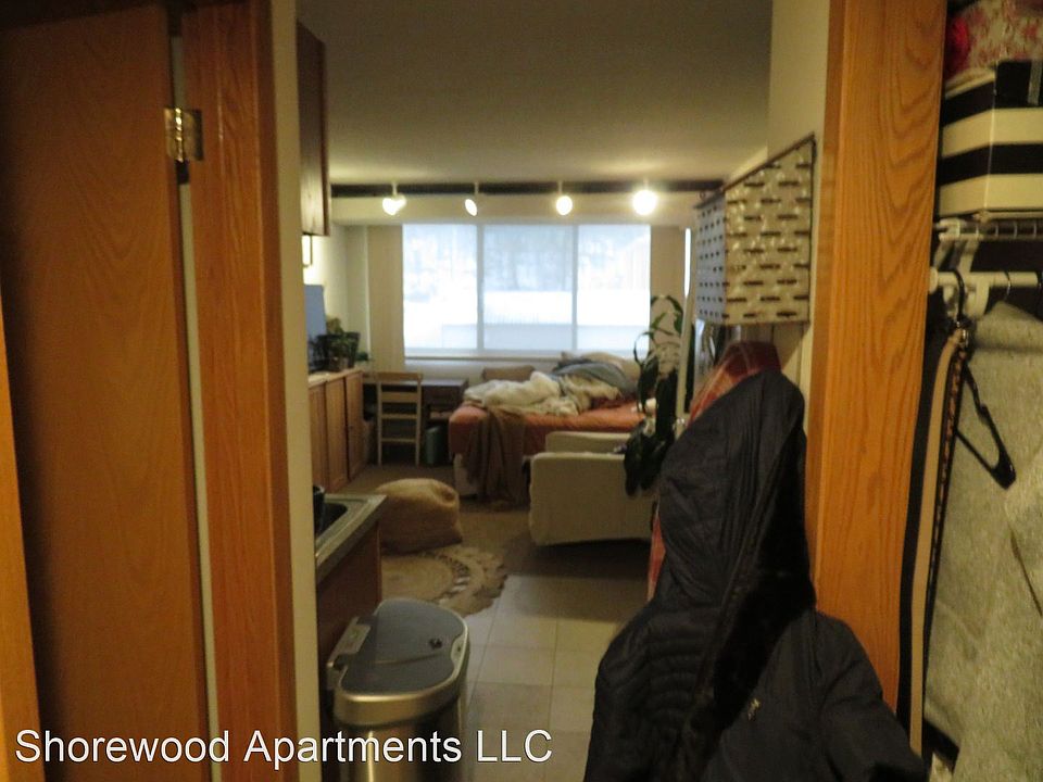 2nd image of 3009 University Ave #213