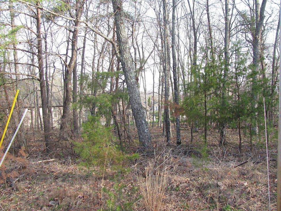 1st image of 175 Trentwood Dr