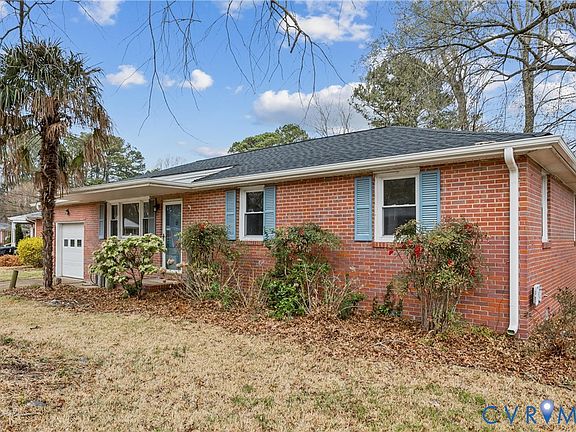 5th image of 5924 Woodstock Ct