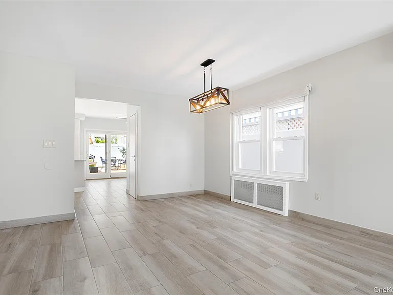 191 Beach 140th St — Photo 19
