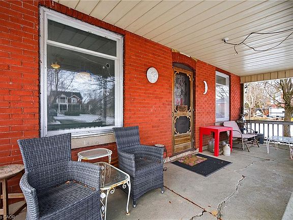 3rd image of 113 Freelton Rd