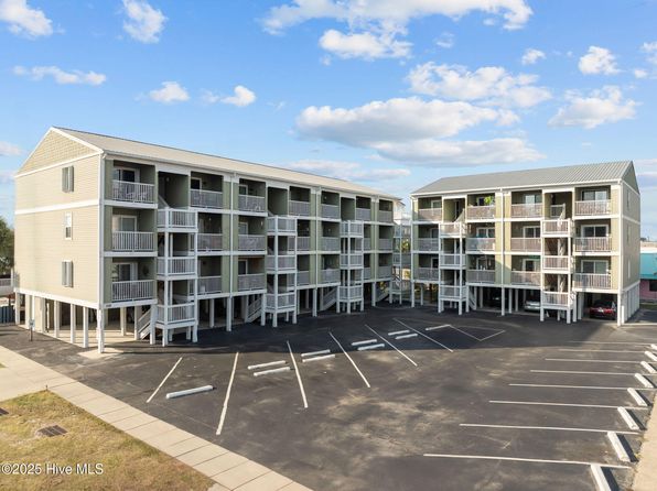 108 Lake Park Boulevard S Apt 302, Carolina Beach, NC 28428