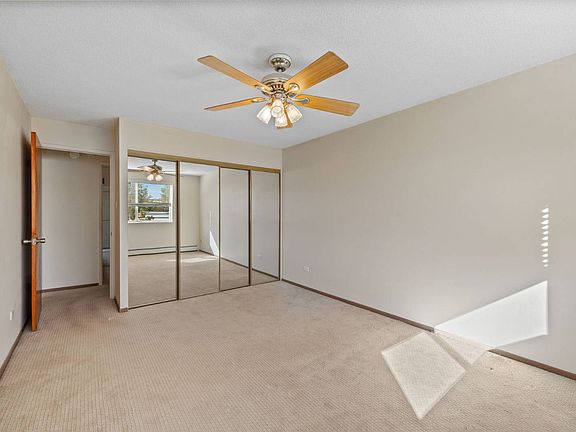 5th image of 650 S Alton Way