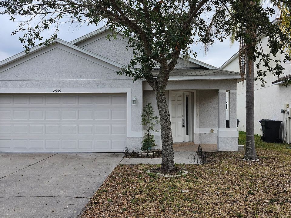 1st image of 7955 Carriage Pointe Dr