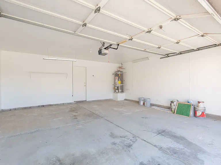 8348 Granite Peak Ct — Photo 33