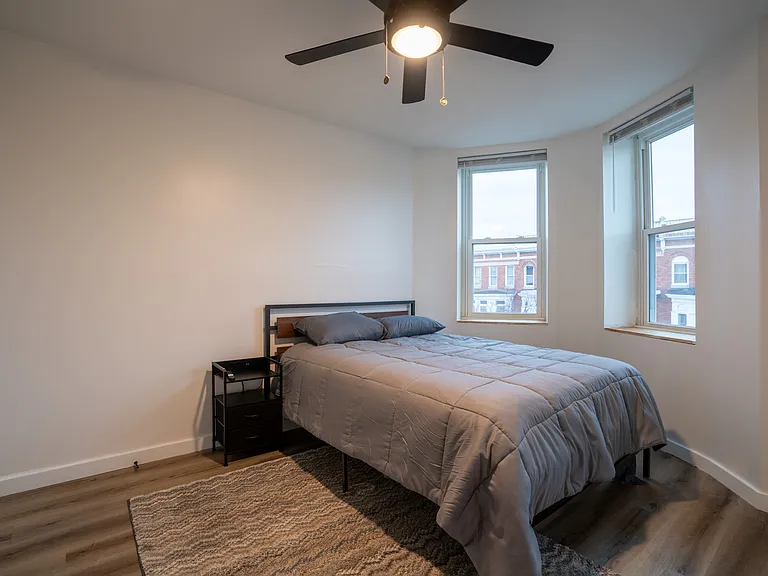 2237 Brookfield Ave — Photo 34