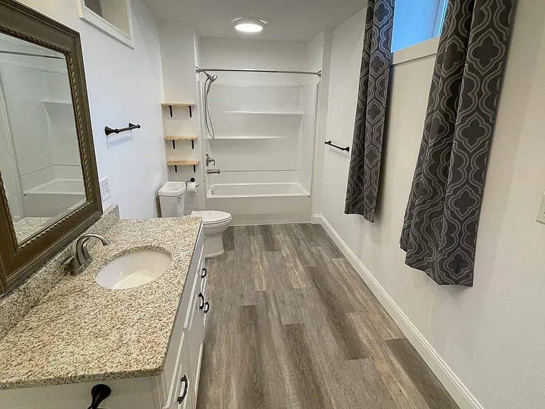 5135 N Shore Dr #4 — Photo 17