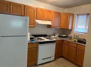 332 Beach 39 St #39, Far Rockaway, NY 11691