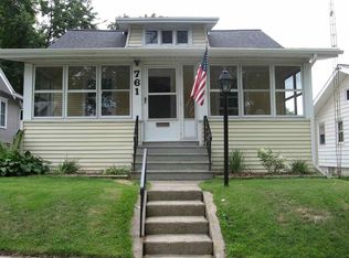 761 Woodlawn Ave, Jackson, MI 49203