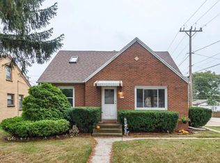 3910 S 56th St, Milwaukee, WI 53220