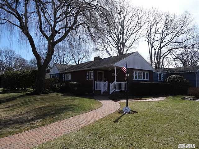 1st image of 210 Ontario Ave