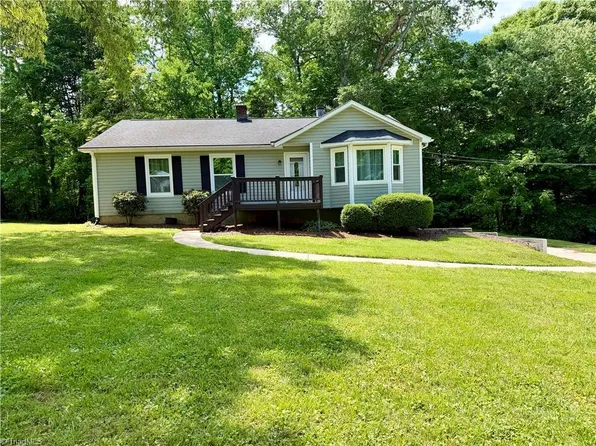 547 Shady Dr, Ramseur, NC 27316