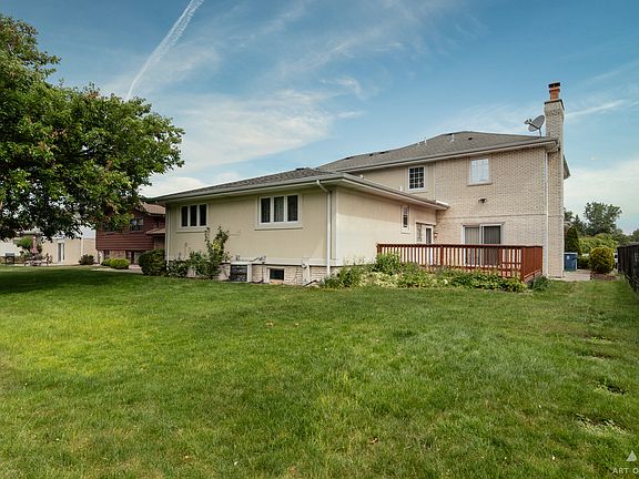 2nd image of 8133 Valley Dr