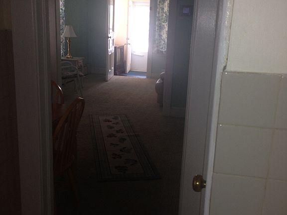 5th image of 866 Elbe Ave