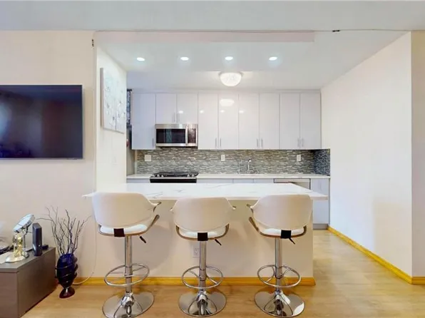 2928 W 5th St #15B, Brooklyn, NY 11224