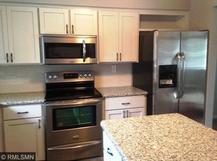 13870 Sunnyslope Dr, Maple Grove, MN 55311