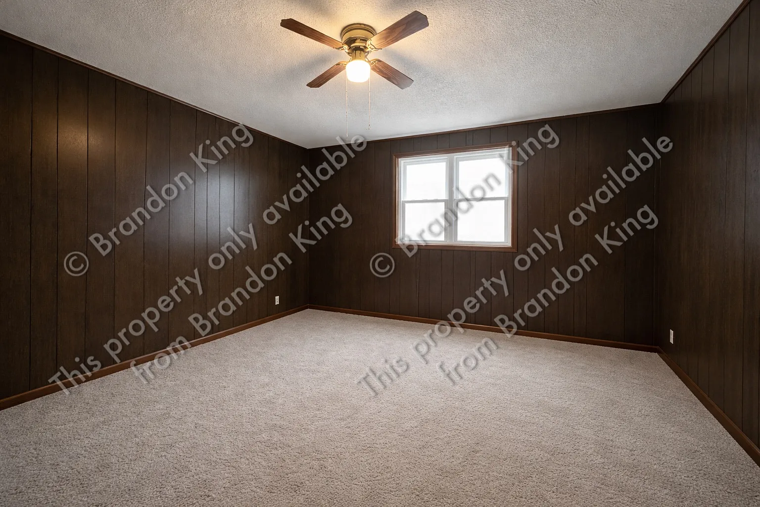 3 bed, $1,400 — Photo 4