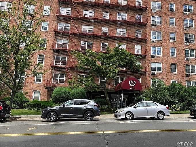 1st image of 4727 Little Neck Pkwy APT 6C
