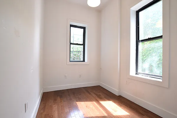 Rented by ATM Realty Service Inc | media 26