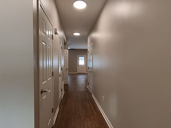 2nd image of 30 Hunt Club Cir #30D