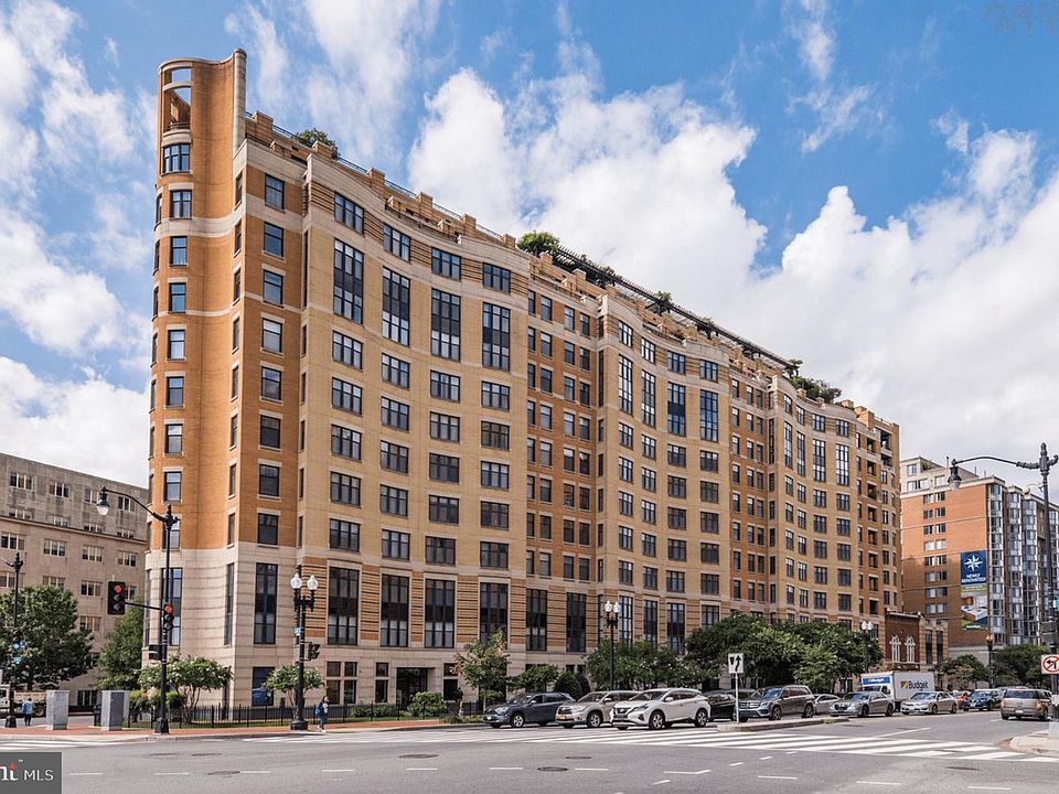 1st image of 400 Massachusetts Ave NW APT 621