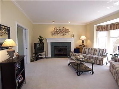 5th image of 3121 Wolf Run Ct