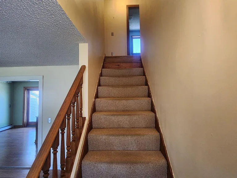 17 Barnet Ave — Photo 13