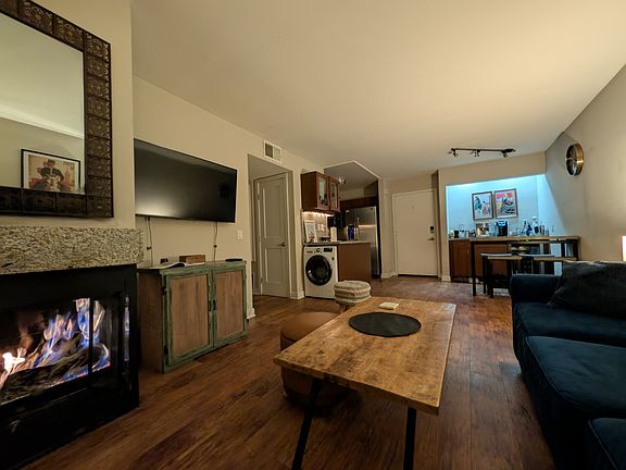 5th image of 1265 N Crescent Heights Blvd #1