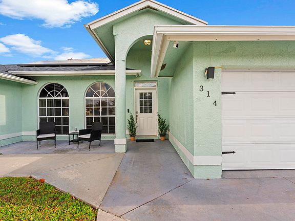 3rd image of 314 SE Fisk Road