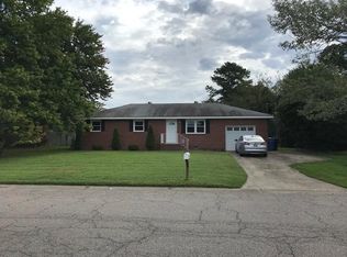 810 Laurel Ave, Chesapeake, VA 23325
