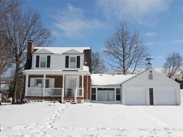 2318 Normandy Dr, Saint Louis, MO 63121