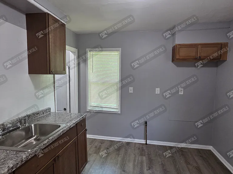 16211 Liberal St — Photo 13