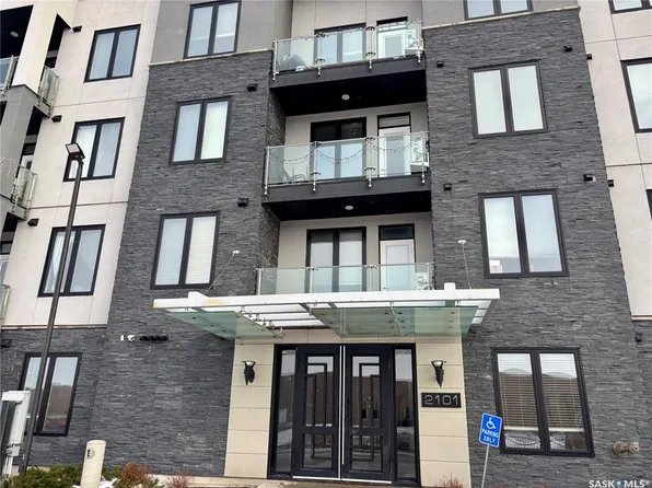 UNIT 203-2101 Heseltine ROAD, Regina, SK S4V 3H1