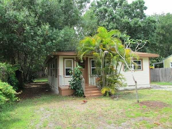 1st image of 217 Tarpon Ave