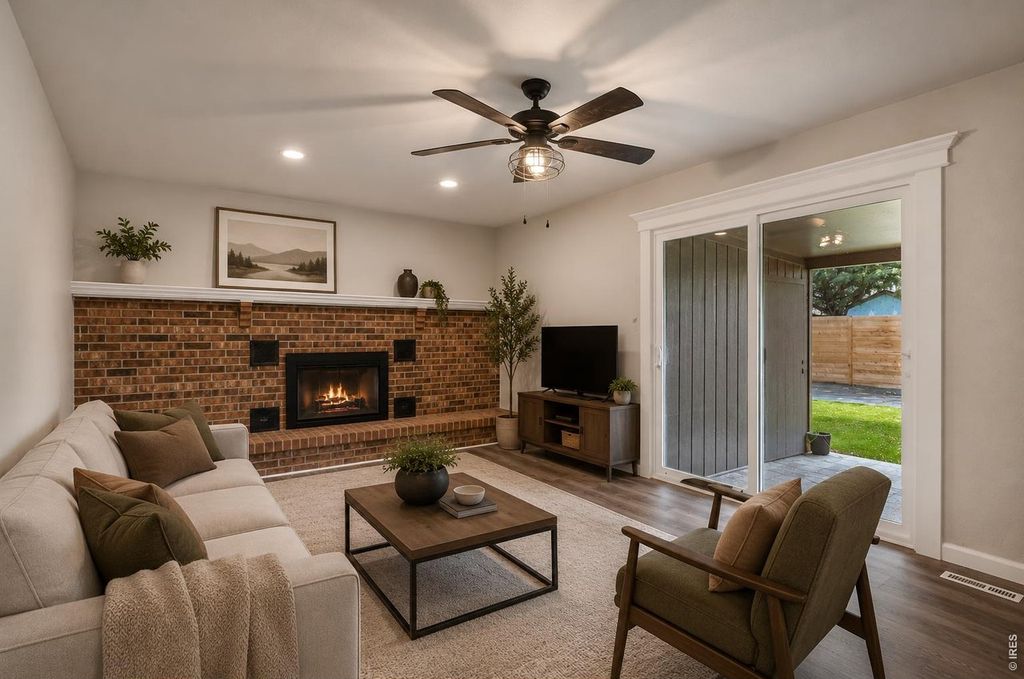 2319 Bismarck Ave