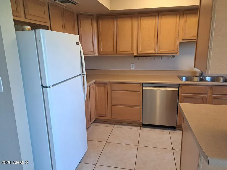 2524 S El Paradiso #39 — Photo 7
