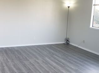 919 S 45th St, Richmond, CA 94804