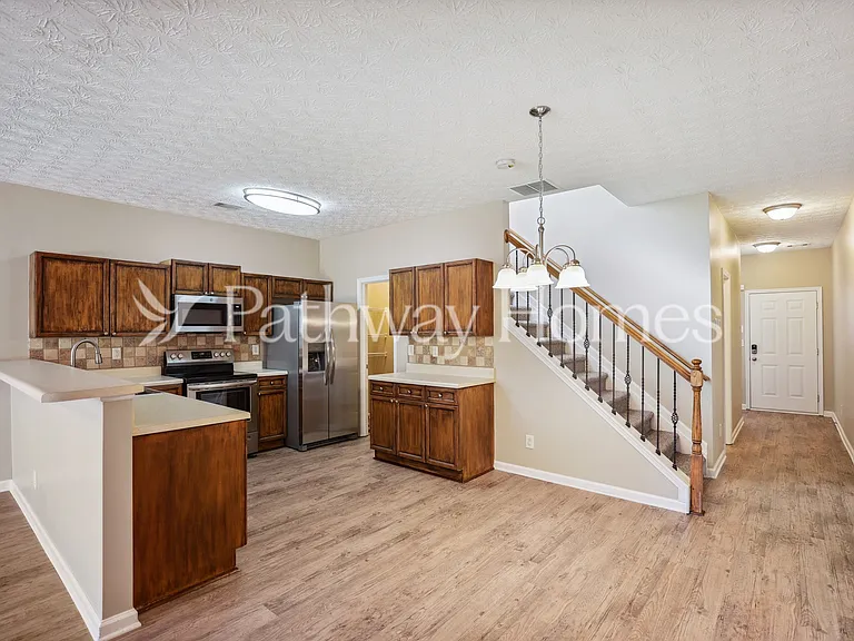 4922 Vireo Dr — Photo 8