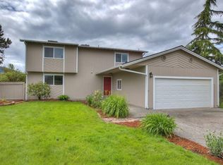 2430 Harmony Ln, Enumclaw, WA 98022