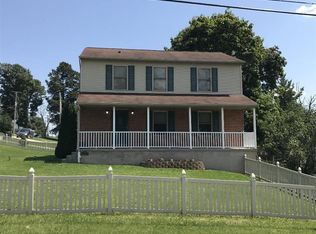 185 N Maple St, Dallastown, PA 17313