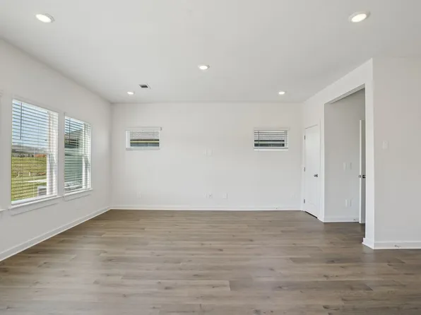 1532 Bear Branch Trce, Columbia, TN 38401