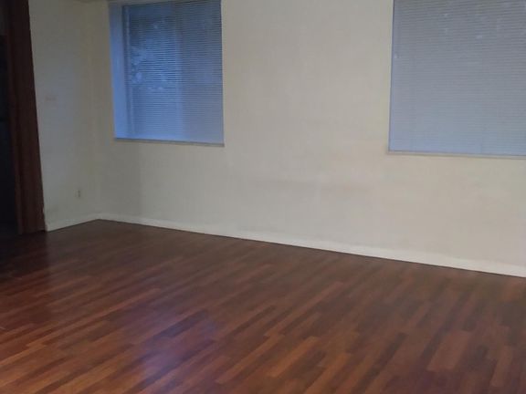 2nd image of 7509 York Dr #Zx