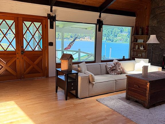 4th image of 3062 Tenmile Lakeside