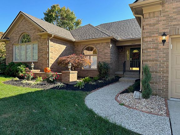 4th image of 1052 Andover Forest Dr