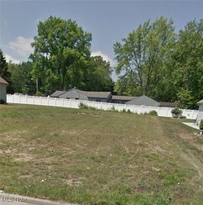 Cranberry Ln, Youngstown, OH, 44512