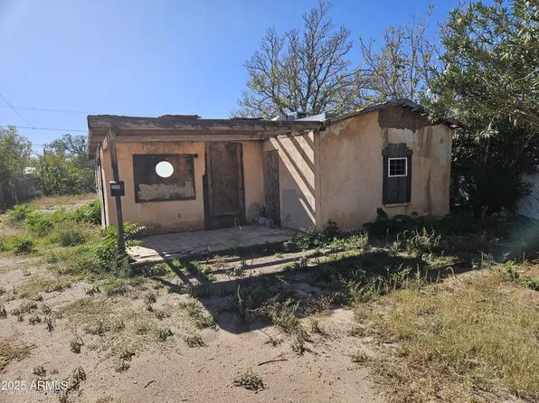 325 E 8th Street, Douglas, AZ 85607