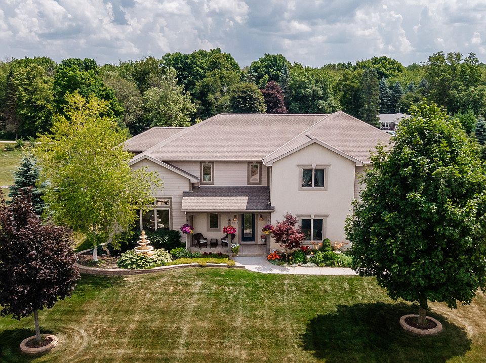 1st image of 6615 Canyon Ln