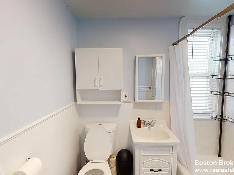 789 Columbia Rd #3 — Photo 15
