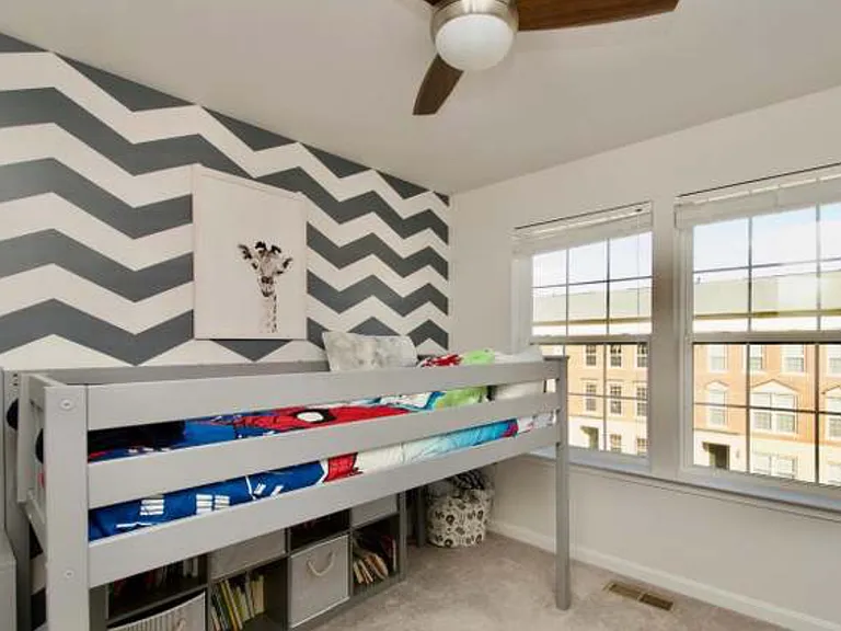 7812 Crescent Park Dr — Photo 12