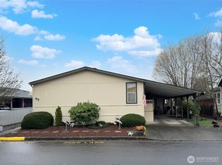 77 Blue Heron Dr, Longview, WA 98632